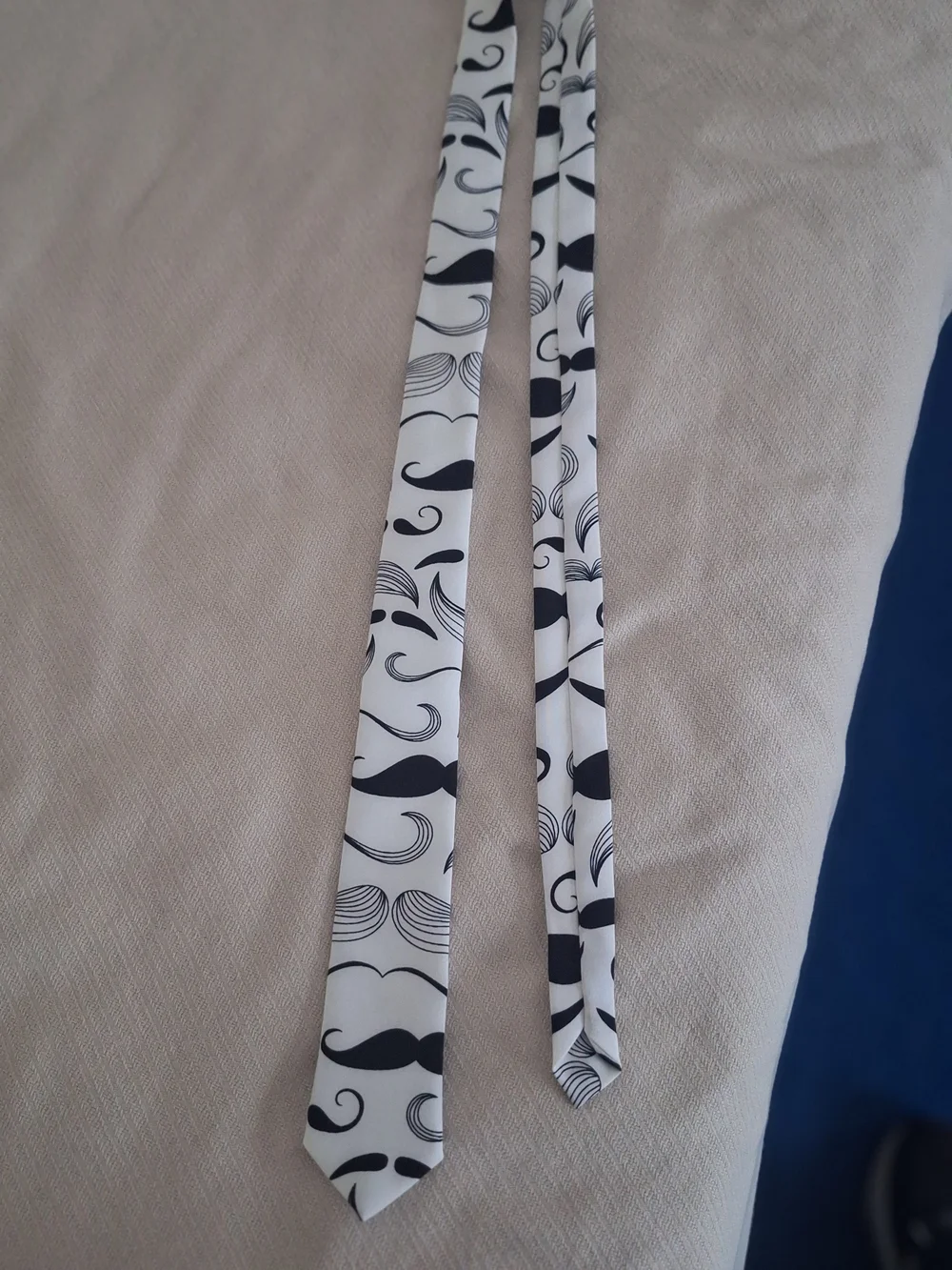 Men's White MentalSuits Suit with Black Mustache Print, Tie Included, Size